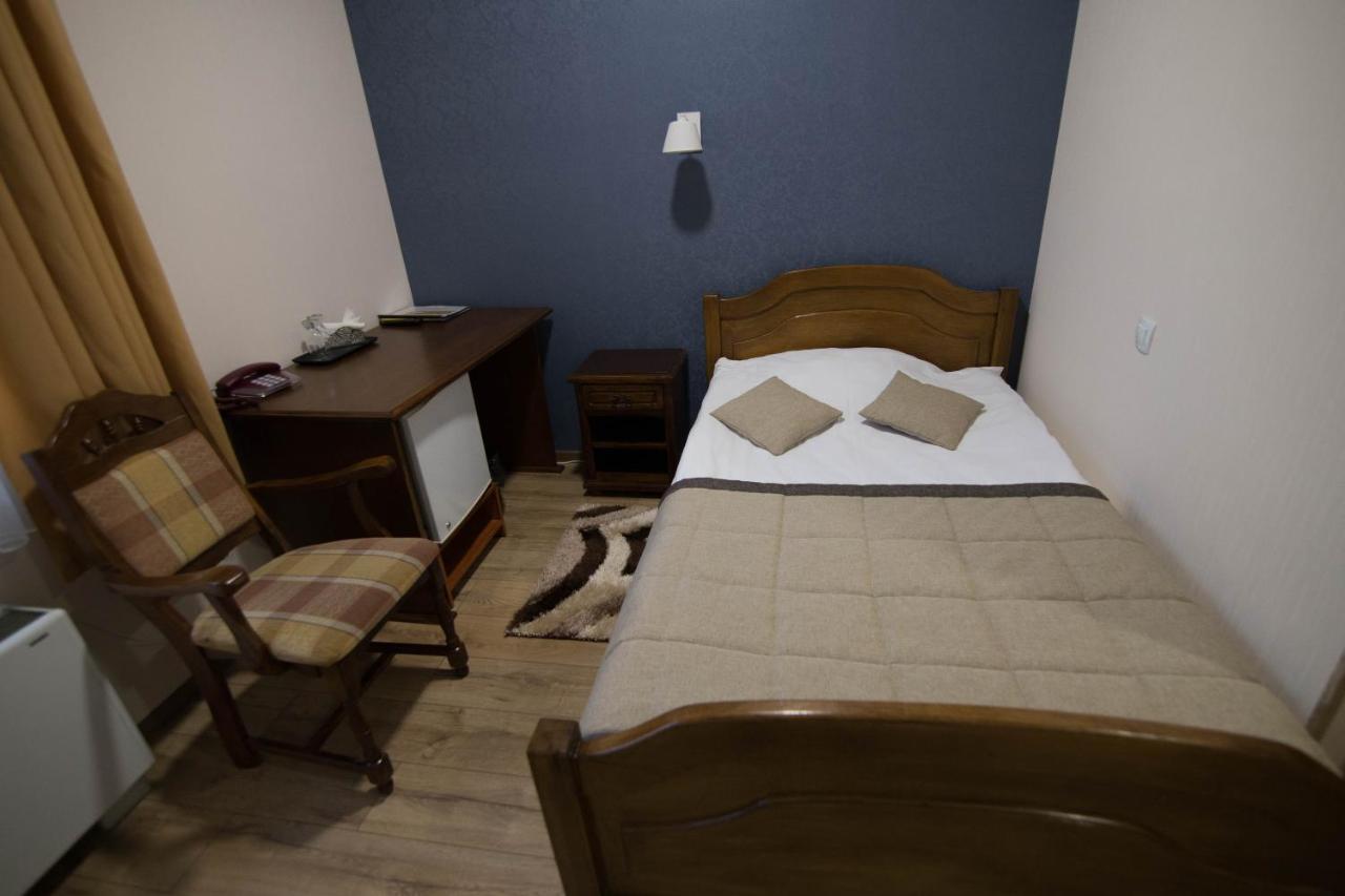 Hotel Villa Natali Chişinau Exteriör bild