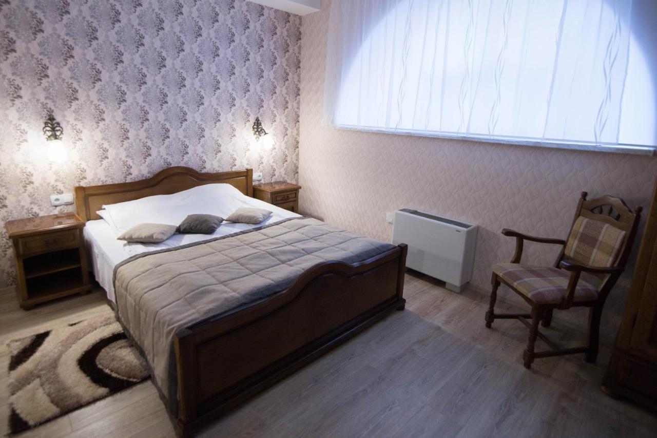 Hotel Villa Natali Chişinau Exteriör bild